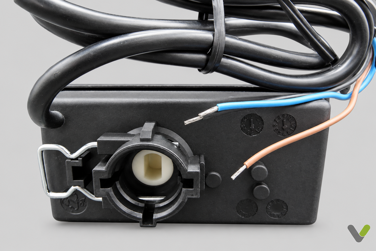 LK Armatur EMV 110-K actuator 066111 on a light grey background