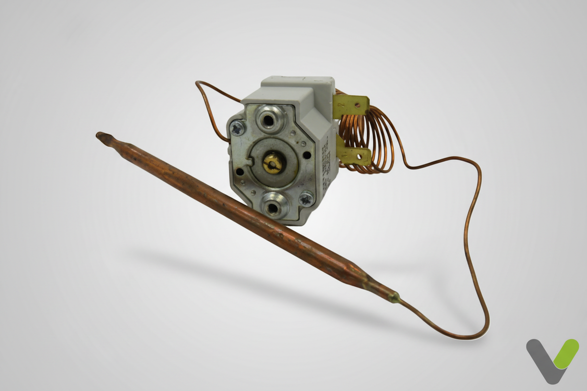 Nibe thermostat 518642 with mounting bracket, coiled copper capillary and sensor probe